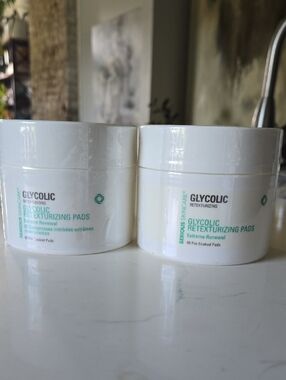Serious Skincare Glycolic Retexturizing Pads-TWO for the price of ONE.